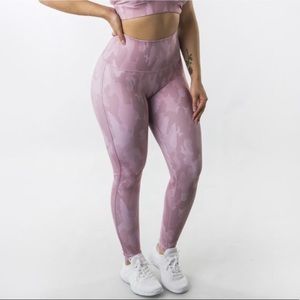 BuffBunny camo eclipse leggings